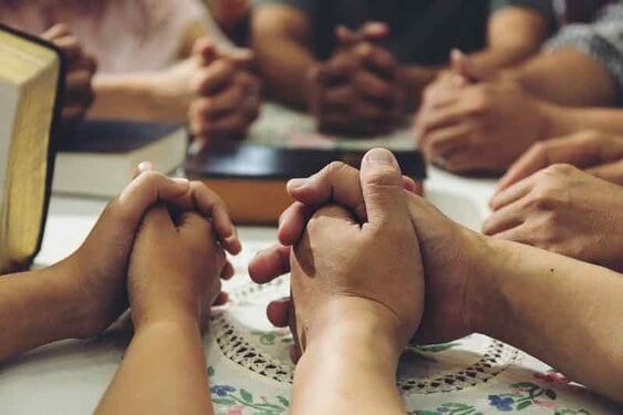 Conselhos da Bíblia para resolver conflitos em casa