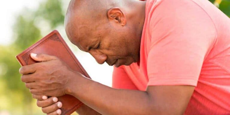 Como conversar com Deus?