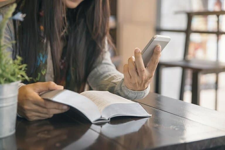 Bíblia no celular: confira os melhores aplicativos