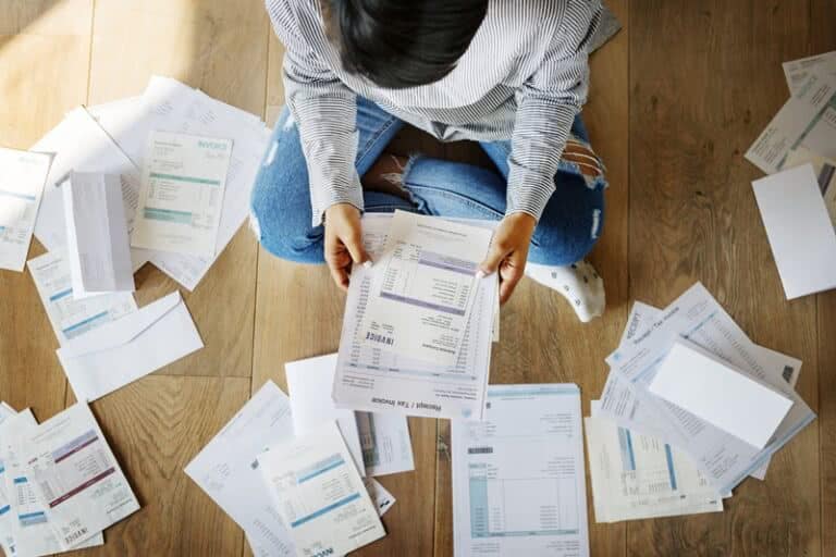 Orações poderosas para acabar com as dívidas financeiras
