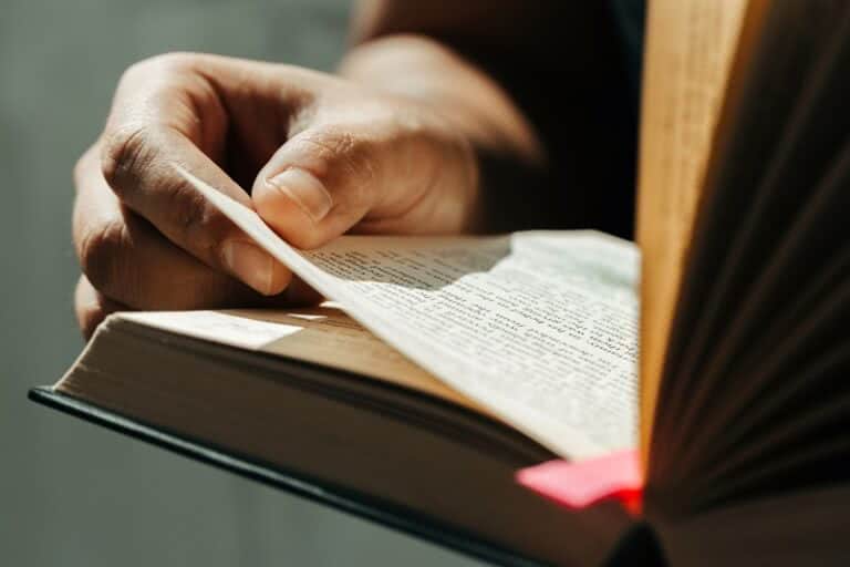 14 versículos da Bíblia sobre dificuldade para você ler hoje