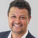 Dennis Amour