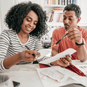 https://loanscanada.ca/wp-content/uploads/2021/04/Filing-2020-Taxes-Canada-.png