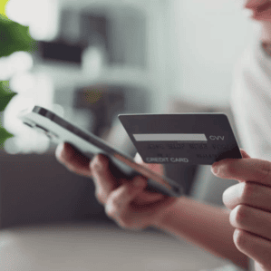 https://loanscanada.ca/wp-content/uploads/2022/02/Switching-Credit-Card.png
