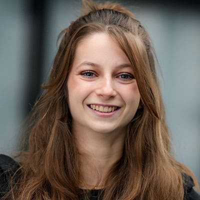 Corinna Hellbach
